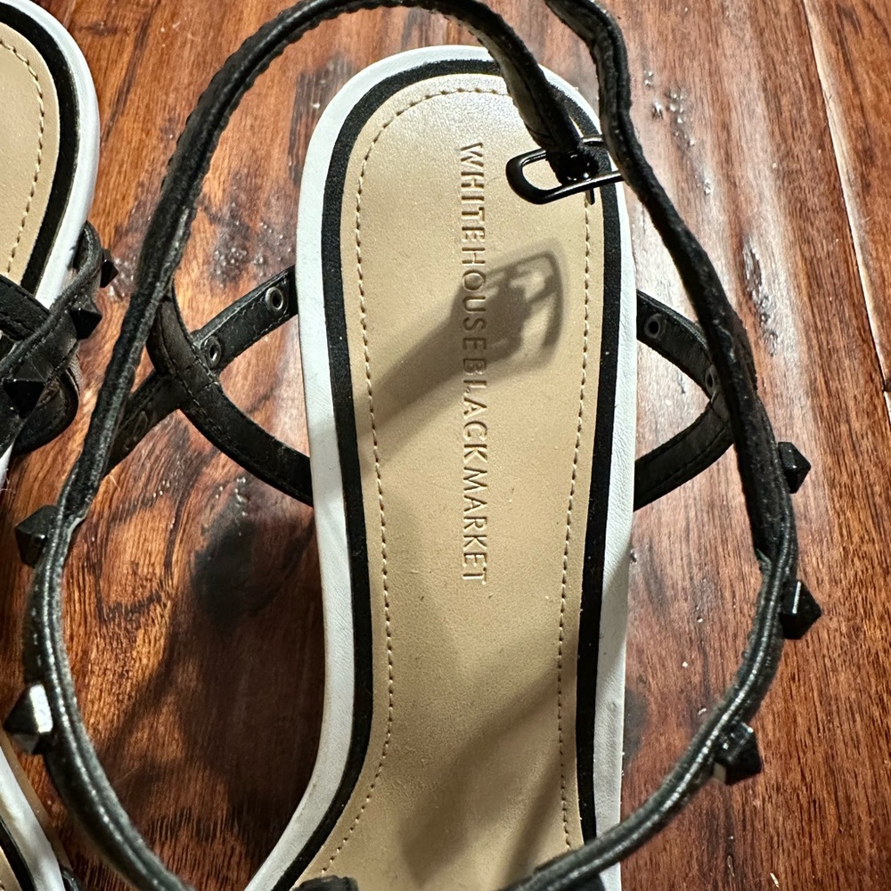WHBM Black and White Women's Heels - Picture 2 of 6